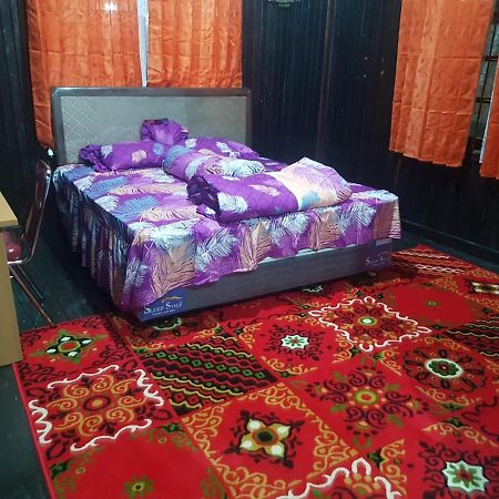Mimi Guest House Syariah 판칼란분 외부 사진