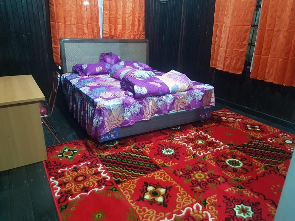 Mimi Guest House Syariah 판칼란분 외부 사진